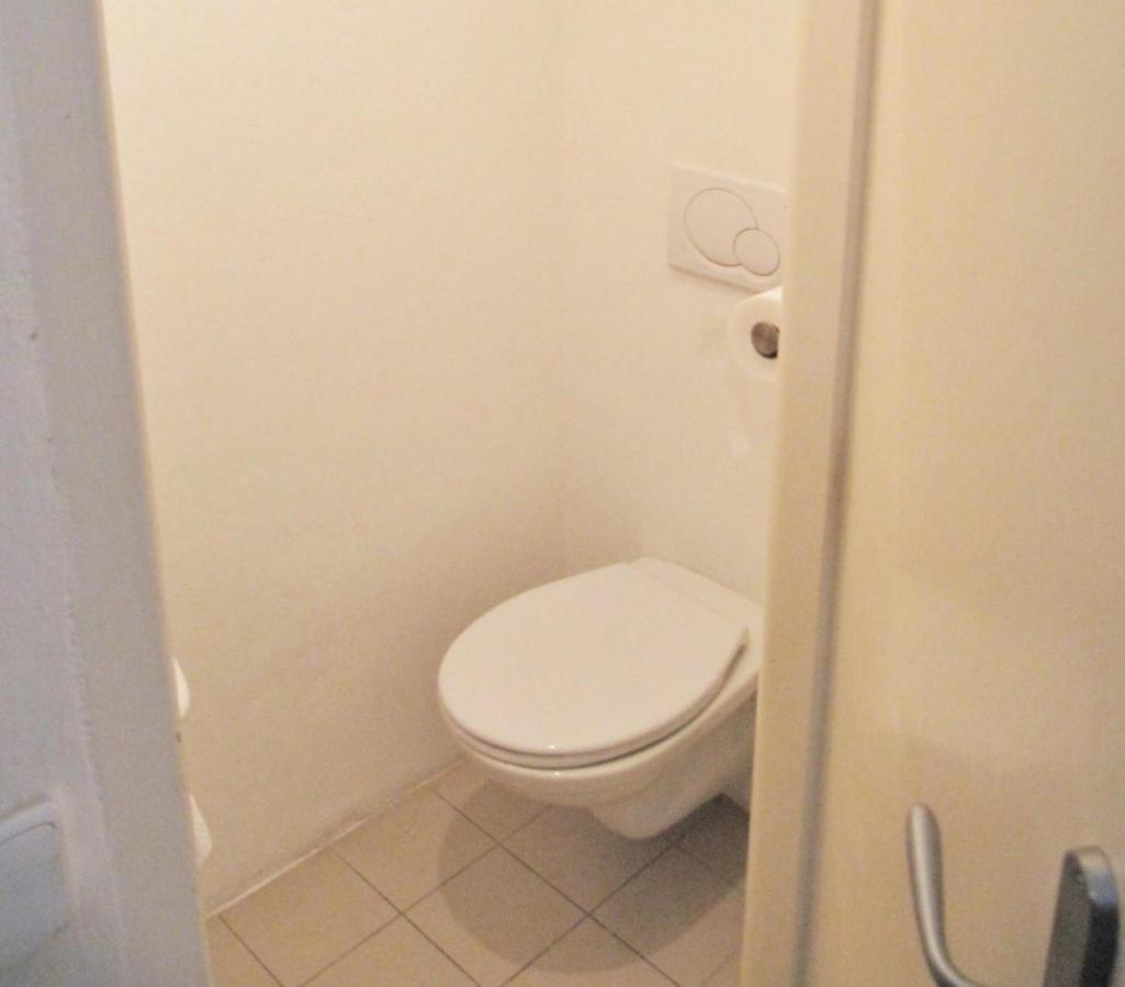 Apartman Old Centre - Rybarska Brana براتسيلافا المظهر الخارجي الصورة