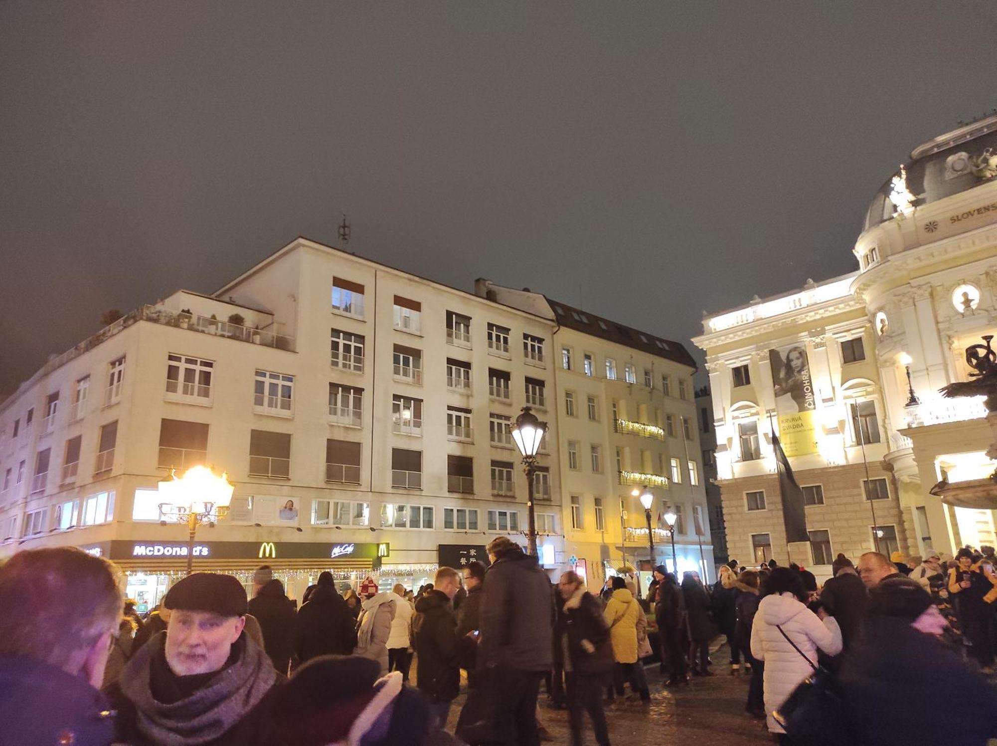 Apartman Old Centre - Rybarska Brana براتسيلافا المظهر الخارجي الصورة