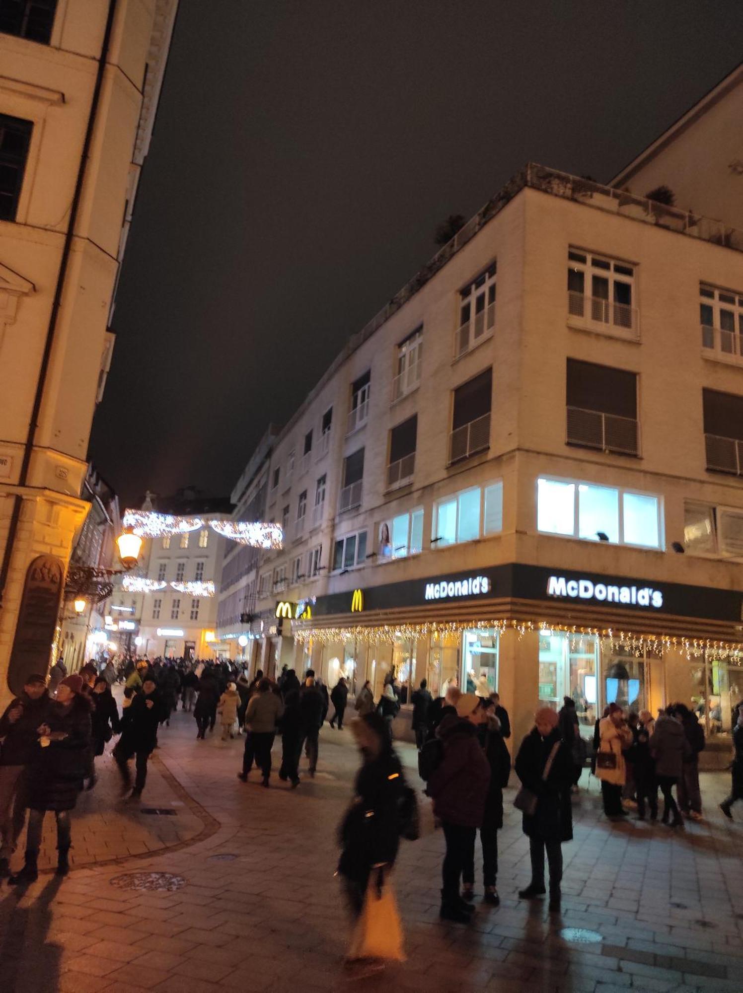 Apartman Old Centre - Rybarska Brana براتسيلافا المظهر الخارجي الصورة